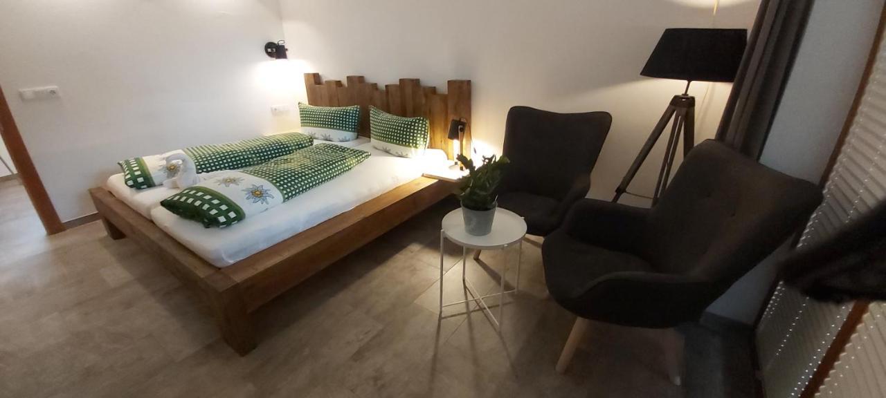 Zugspitzchalets Бибервир Екстериор снимка